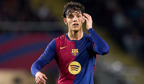 Barcelona khẳng định tương lai của Hector Fort: Tài năng trẻ tiếp tục gắn bó với sân Camp Nou