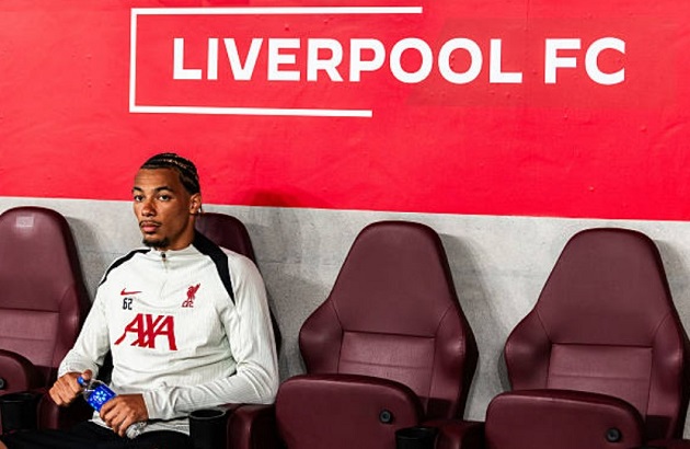 Liverpool đấu Yokohama F. Marinos: Ekitike ra mắt, Salah dẫn đầu cuộc chiến